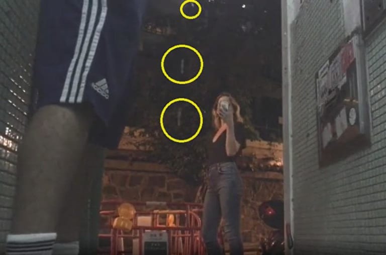 【動画】街のオ○ニーおじさん、通り掛かった美女に笑われながら大量射精してしまうｗｗｗ