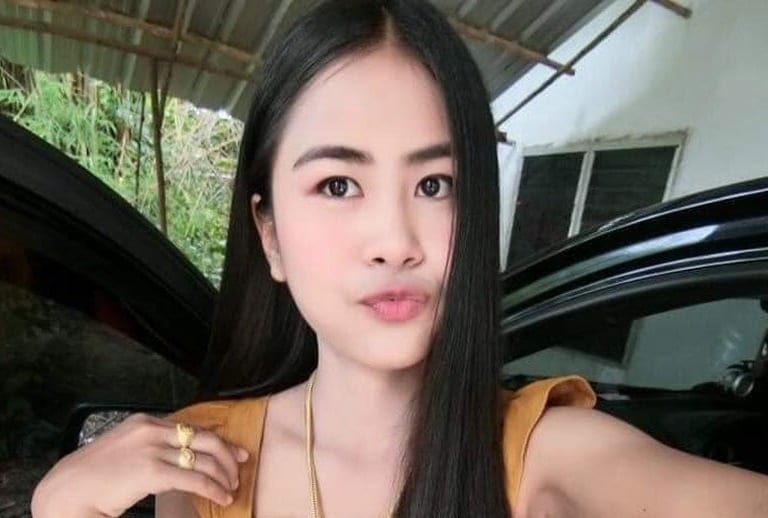 【閲覧注意】この綺麗な女性の裸、信じられない・・・・・