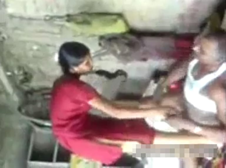 インドの実の父と娘の近親相姦（セ○クス）動画。ヤバすぎだろ・・（動画あり）