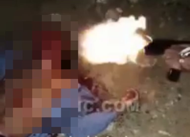 【超！閲覧注意】40秒間マシンガンで撃たれ続けた人間、もはや人間じゃなくなる…