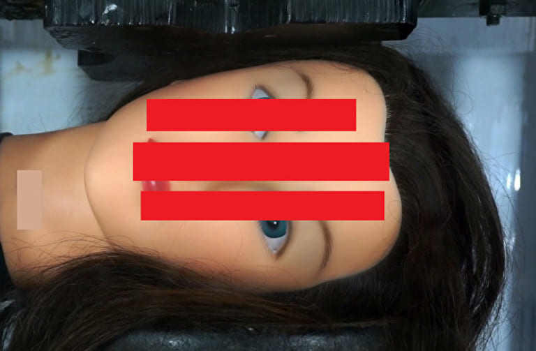【閲覧注意】油圧プレス、人間の頭をYouTubeみたいに潰してしまう（衝撃画像）