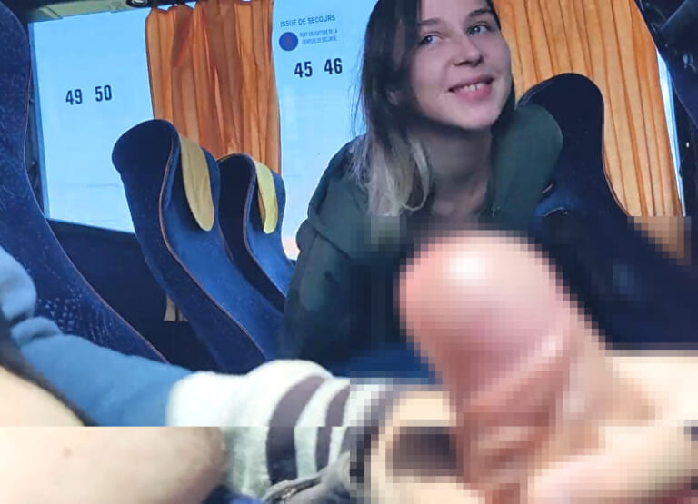 【動画】これはエロい。電車で女性にオ○ニーを見せ続けた男→やっとヌイてくれた♀がこちら