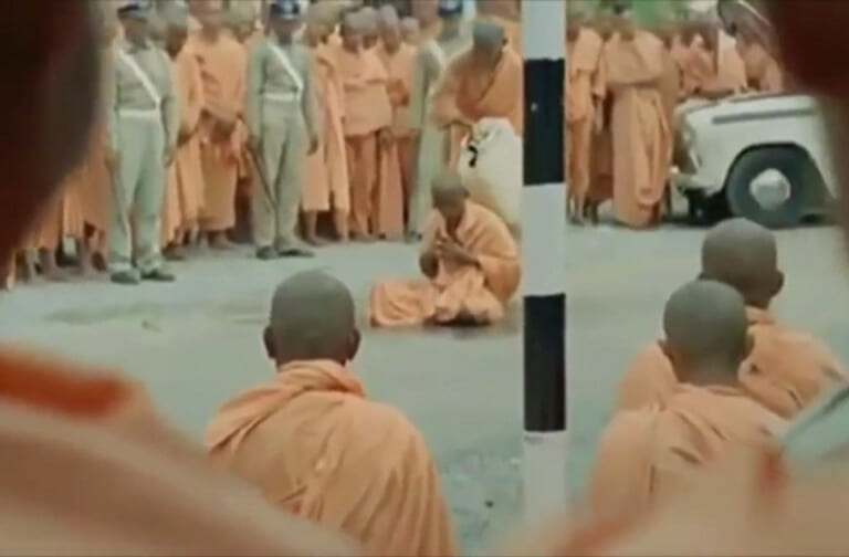 【閲覧注意】59年前世界を驚かせたベトナム高僧の焼身自殺、鮮明なカラー映像が発見される