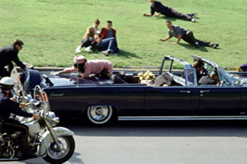 【閲覧注意】ジョン・F・ケネディ大統領暗殺事件のスロー映像、何度見てもヤバい…