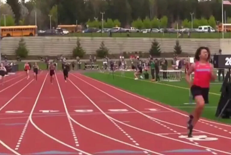 【衝撃映像】トランスジェンダーが女子高生陸上大会200m決勝に出場した結果ｗｗｗｗｗｗｗｗ