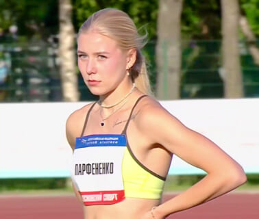 【動画】ロシアの女子走り高跳び選手、さすがにエッチすぎて男達を興奮させてしまう