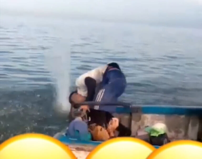 【閲覧注意】海賊（本物）のヤバさが10秒で分かる殺人動画…