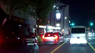 【動画】頭おかしい 群馬で無茶苦茶な運転をする車が目撃される。