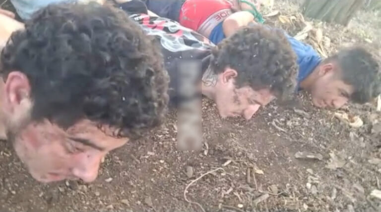【閲覧注意】山で死ぬしかなくなった3人の動画、あまりにも怖すぎる