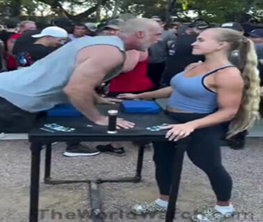 【閲覧注意】腕相撲大会で女の子にイキリまくったおっさん、こうなるｗｗｗ（動画あり）