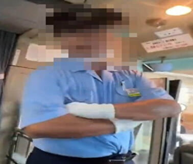 【閲覧注意】このバスの運転手の動画、世界一怖いと話題に