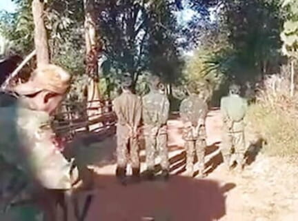 【閲覧注意】ミャンマー軍の「射撃訓練」という名の公開処刑、エグすぎる（動画あり）