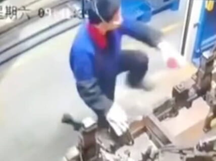 【閲覧注意】中国の工場、最新ロボが人間をゴミみたいに殺す瞬間が怖すぎる（動画あり）