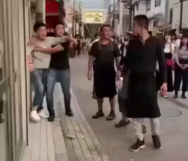 【衝撃映像】日本のヤクザに喧嘩を売ったヤンキーの末路、海外でヤバすぎると話題に