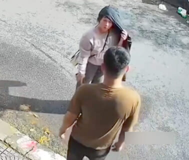 【閲覧注意】路上で男と口論した女さん、相手が ”触れちゃいけないタイプ” だった結果…