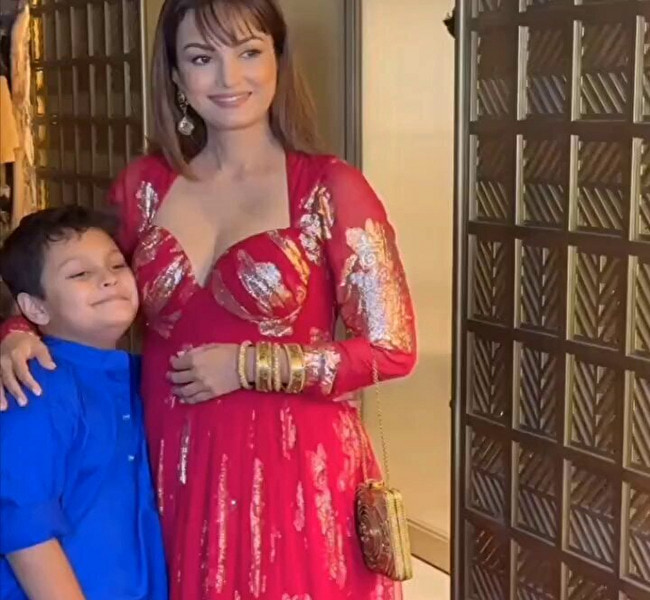 【動画】小学生男子、友達のママがエロすぎて性に目覚めてしまうｗｗｗｗｗｗ