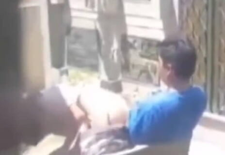 【盗撮】隣人の闇が深すぎる…父と娘が真っ昼間からセ○クスしてる動画