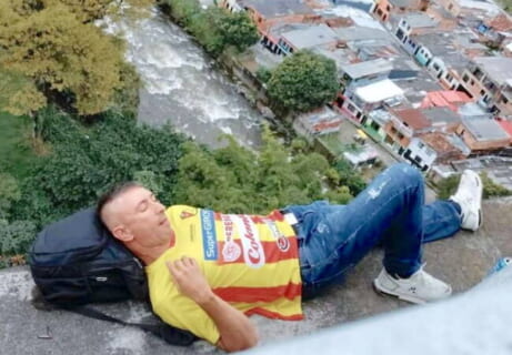 【閲覧注意】高さ50mの橋でイキったDQN、この写真を撮った直後に死亡（動画あり）