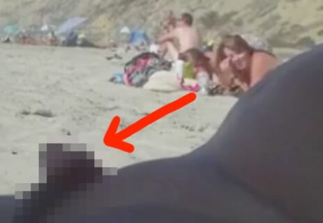 【動画】ヌーディストビーチで粗チンを笑った女子2人、男にキレられて全裸晒されるｗｗｗ