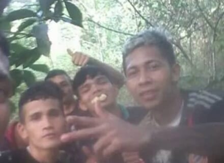 【閲覧注意】新人ギャングの「はじめての斬首」、上手くいかずクッソヤバい事になる