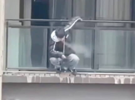 【閲覧注意】地獄のようなショート動画「最後のタバコ」