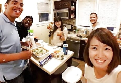 【悲報】日本の女の子、海外サイトで「黒人専用肉便器」として紹介されてしまう（動画あり）