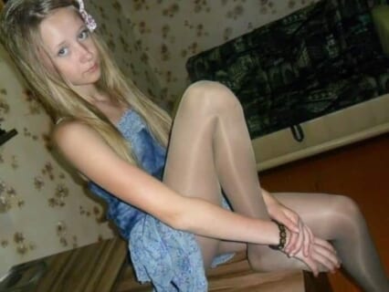 【閲覧注意】ロシアの女子高生可愛すぎ・・・ただしこの画像だけは見てはいけない