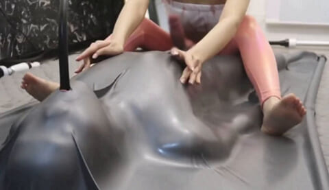 【動画】女に全身拘束された状態での「台無し射精」（ルーインドオーガズム）、エロすぎる