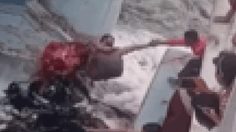 【閲覧注意】例の船の死亡事故、エゲツナイ動画が公開される・・・これはヤバすぎる