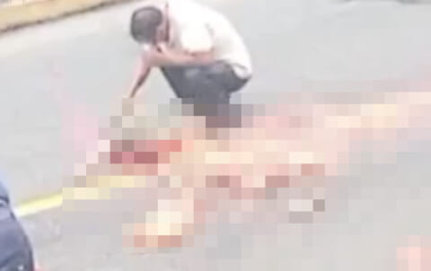 【超！閲覧注意】DQNドライバーに轢き逃げされた女さん、旦那の前でアリエナイ姿にされる