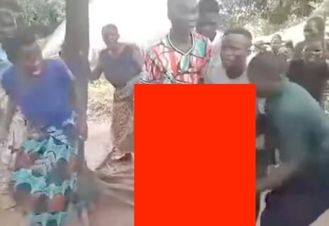 【閲覧注意】ザンビアの村に人食いワニが襲来 ⇒ 女がこうなり村中が絶叫の嵐に…（動画あり）