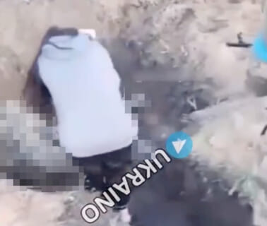 【閲覧注意】ウクライナの戦場、泣き叫ぶ女の子を容赦なくヤる動画がヤバすぎる