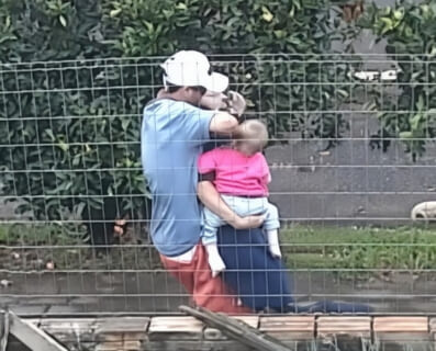 【閲覧注意】赤ちゃんを抱いた女子高生が街中で元彼（36歳）に殺される動画ヤバすぎだろ…