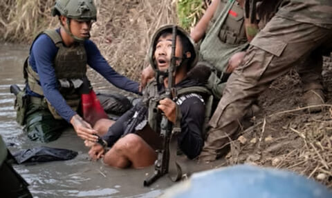 【閲覧注意】戦場の医療従事者「これは死体かな…？」⇒ トンデモナイ事が起き死体が増える…（動画あり）