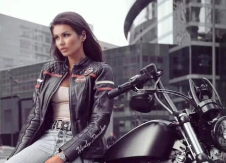 【閲覧注意】バイク女子YouTuber、死亡した瞬間の事故動画が流出しヤバすぎると話題に…