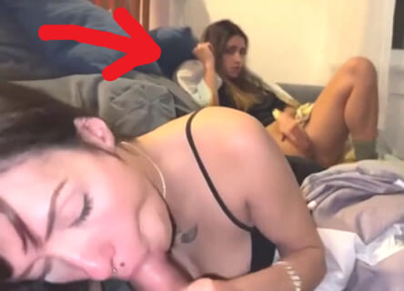 【逆NTR】彼氏が女友達とセ○クスしてるのを見ながらガチイキする彼女の動画、エロすぎる