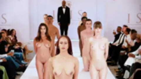 【動画】欧米のファッションショー、美人モデルのおっぱい・マ○コ見放題になってしまうｗｗｗｗｗ