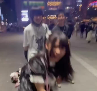 【閲覧注意】海外で話題になってる日本の10代少年少女の動画、これはヤバい