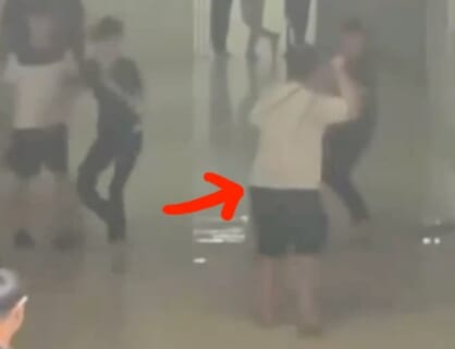 【閲覧注意】いじめっ子に立ち向かったいじめられっ子の動画、一線を越えてしまう…
