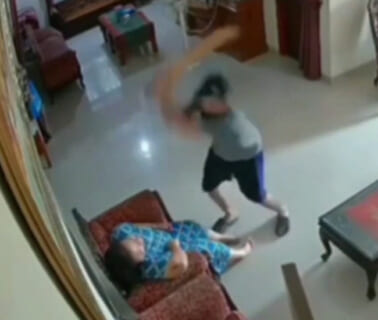 【閲覧注意】闇バイト強盗がおばあちゃんを殴り殺す一部始終、見てられない…（動画あり）