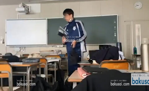 【動画】体育の授業中に女子の弁当に精液をぶっ掛ける男子生徒、同級生に盗撮されて晒されてしまう