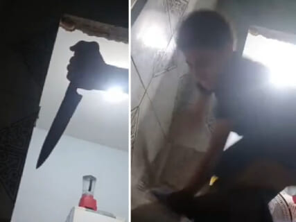 【閲覧注意】中学生、皆の前でイキリたくて父親を滅多刺しにしてしまう（動画あり）