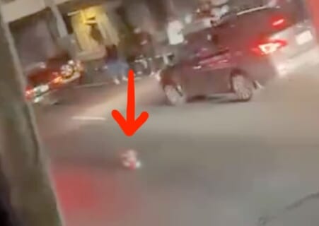 【閲覧注意】陽キャ「道にヘルメット落ちてるｗ」⇒ よく見たら人間の生首で震えた…（動画あり）