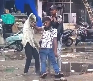 【閲覧注意】インド、もうめちゃくちゃ・・・・・（動画あり）