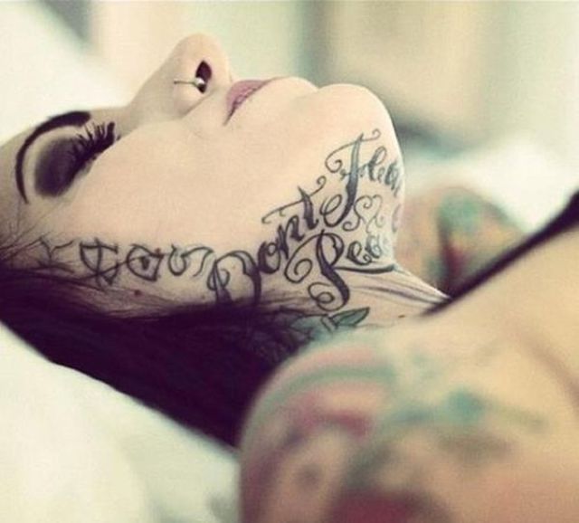 men_who_go_crazy_for_tattoos_will_love_these_girls_640_32
