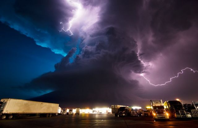 when_lightning_strikes_640_86