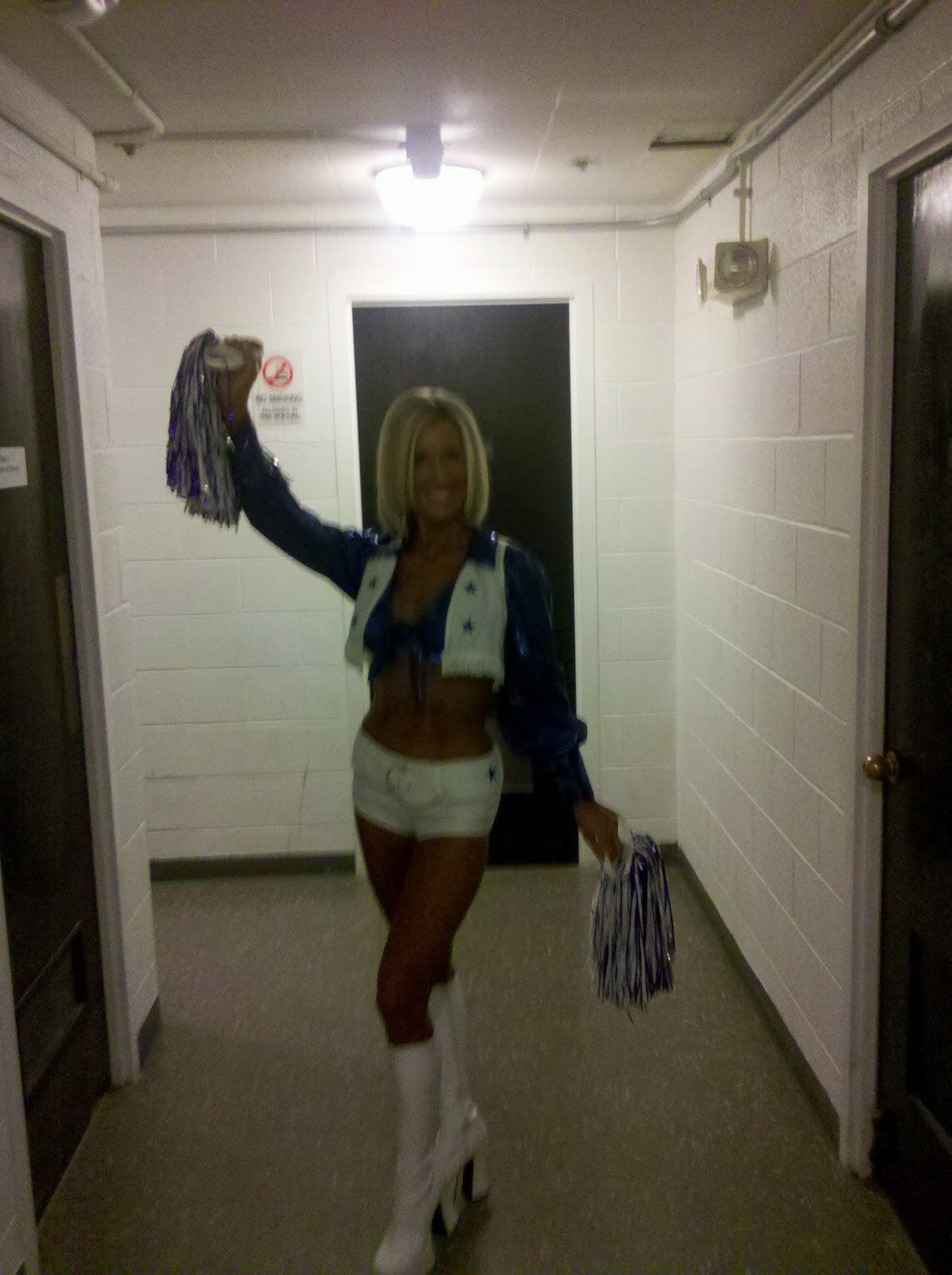 sharon-simmons-55-year-old-cheerleader-9