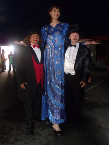 arent_they_a_bit_too_tall_35