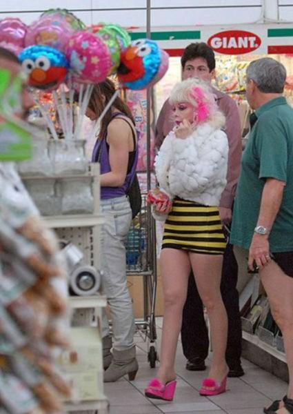 a_more_mature_barbie_640_03