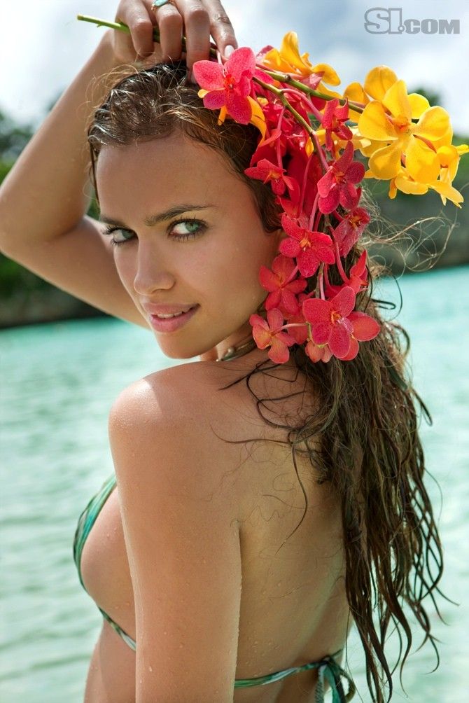 irina-shayk-si-swimsuit-014